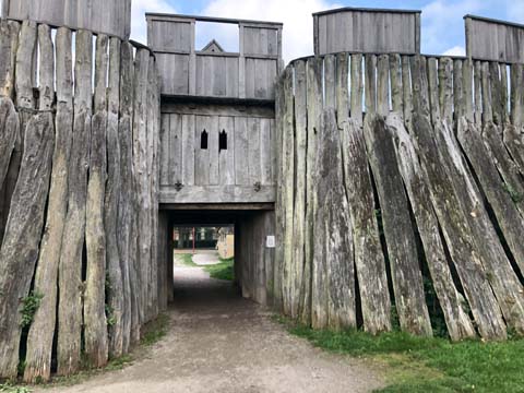 Eine Rundburg der Wikinger in Trelleborg Die Wikinger in Trelleborg